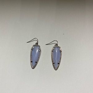 Kendra Scott Arrowhead Earrings
